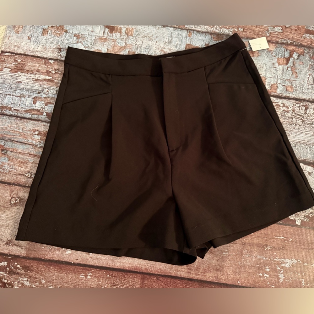 Love Tree High Waist Black Shorts